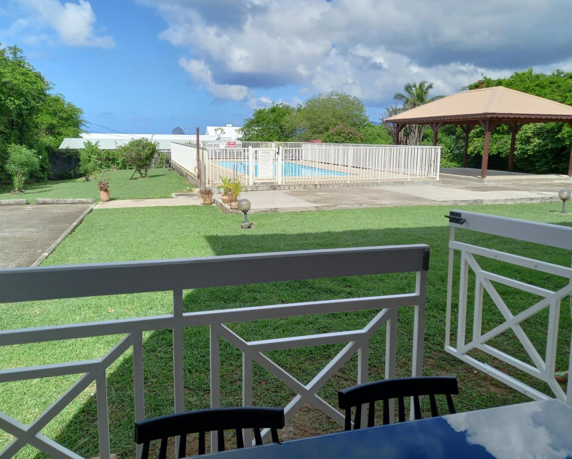 Appartement A Anse Mabouya En Rez De Jardin Avec Piscine A Proximite Des Plages แซ็งต์-ลูซ ภายนอก รูปภาพ